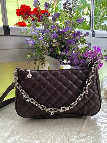 Sheinside Zincirli askılı çanta