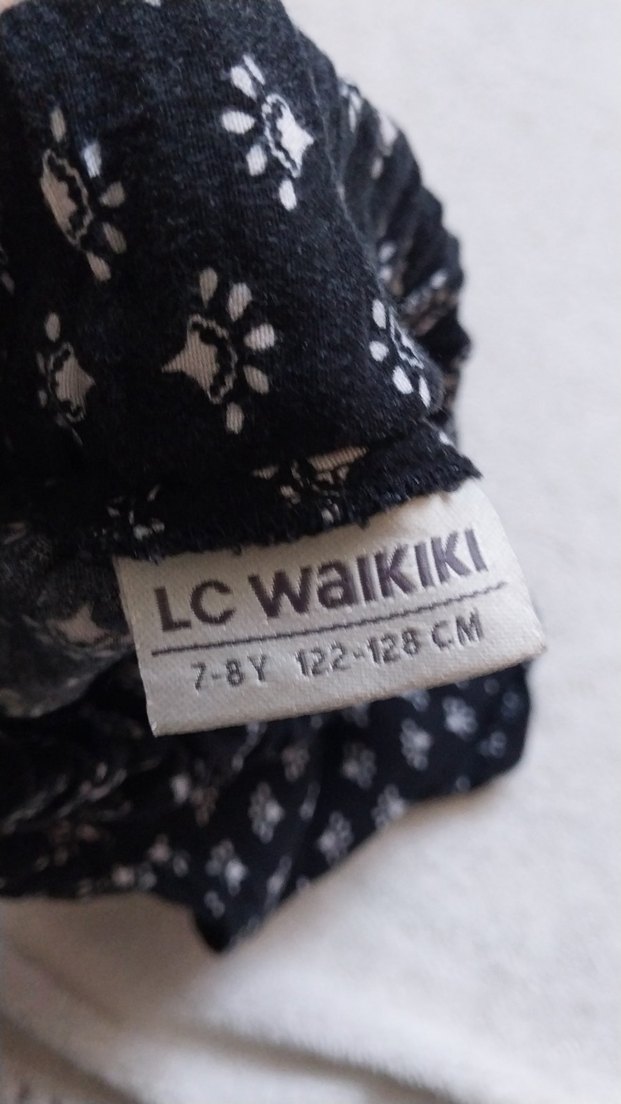 Siyah Düğmeli Kadın Mini Şort - Görsel 2