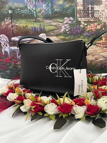 Calvin Klein Kadın Çanta