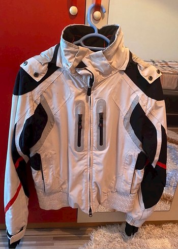 Motorcu montu - Görsel 2