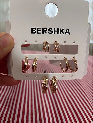bershka 4 çift gold küpe seti