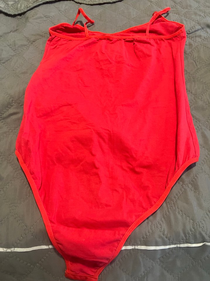 Kırmızı Kadın badi - Görsel 2