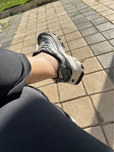 39 Beden siyah Renk Orjin spor ayakkabı Skechers