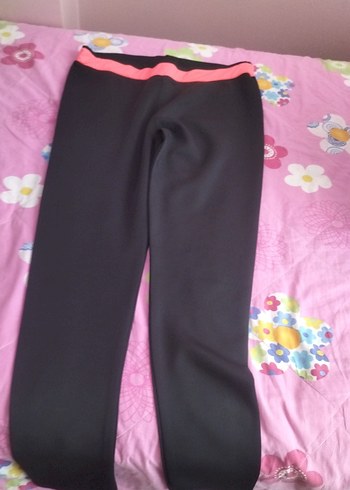 Pembe Bantlı Düz Spor Pantolonu