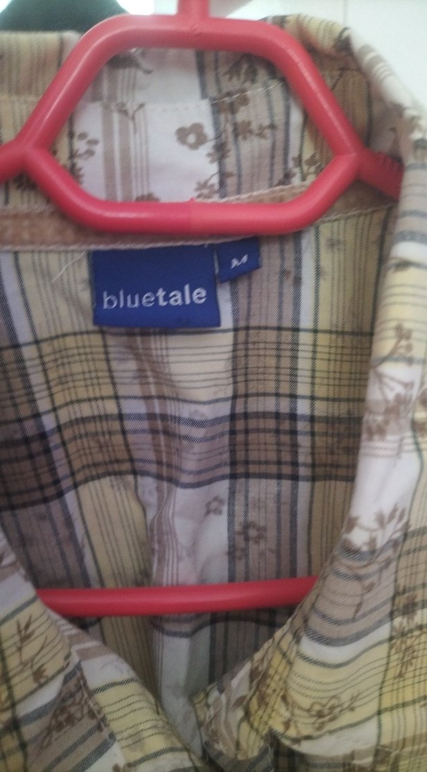 Düğmeli, kısa kollu, desenli kadın gömlek - Görsel 2