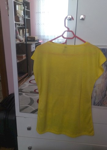 Sarı Baskılı Kadın Kısa Kollu Tişört - Görsel 4