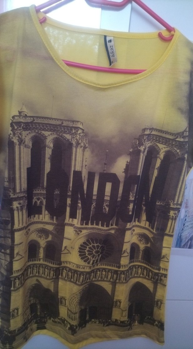 Sarı Baskılı Kadın Kısa Kollu Tişört - Görsel 2