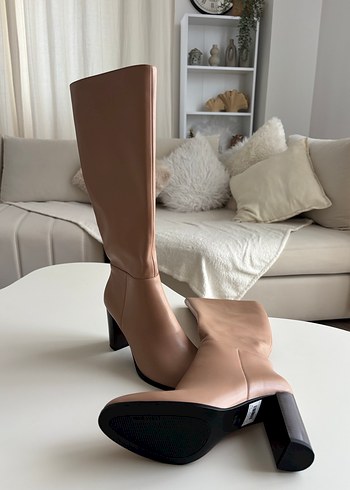 Bej Deri Dizüstü Topuklu Çizme - Görsel 3