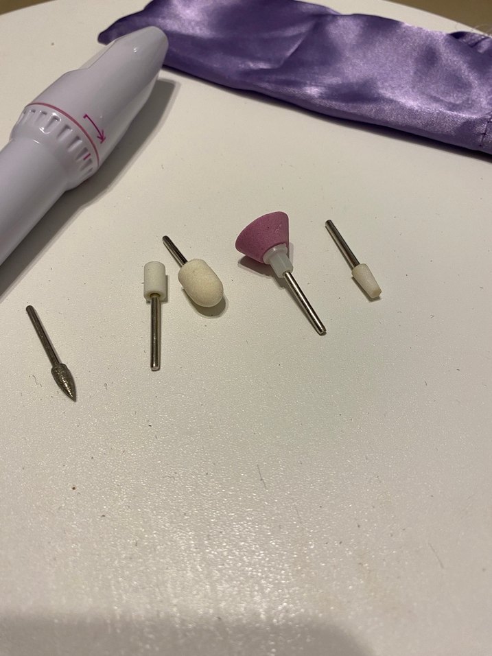 Beyaz Elektrikli Tırnak Bakım Seti - Görsel 2