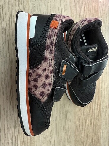 Puma spor ayakkabı 25