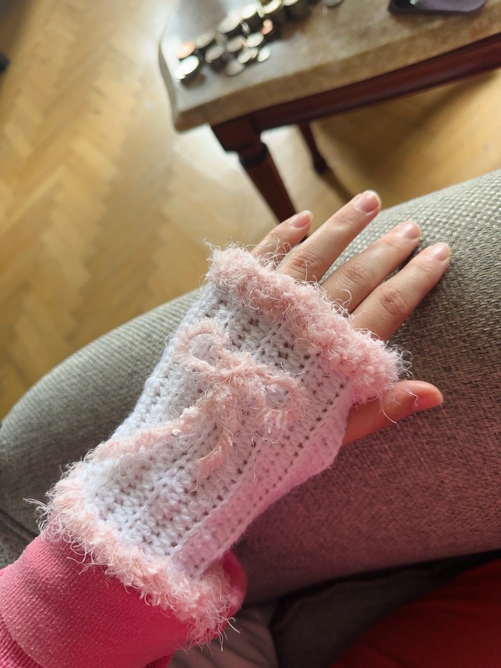 Pembe Örgü Kadın Eldiveni - Görsel 3