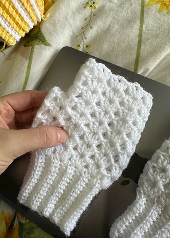 Dantel Detaylı Beyaz Örgü Kadın Eldiveni - Görsel 2