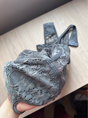 m Beden Missguided bluz