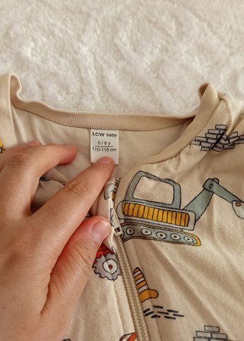LC Waikiki Renkli Baskılı Fermuarlı Erkek Çocuk Tulum