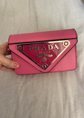 Prada Zincir Detaylı Pembe Deri Çanta - Görsel 4