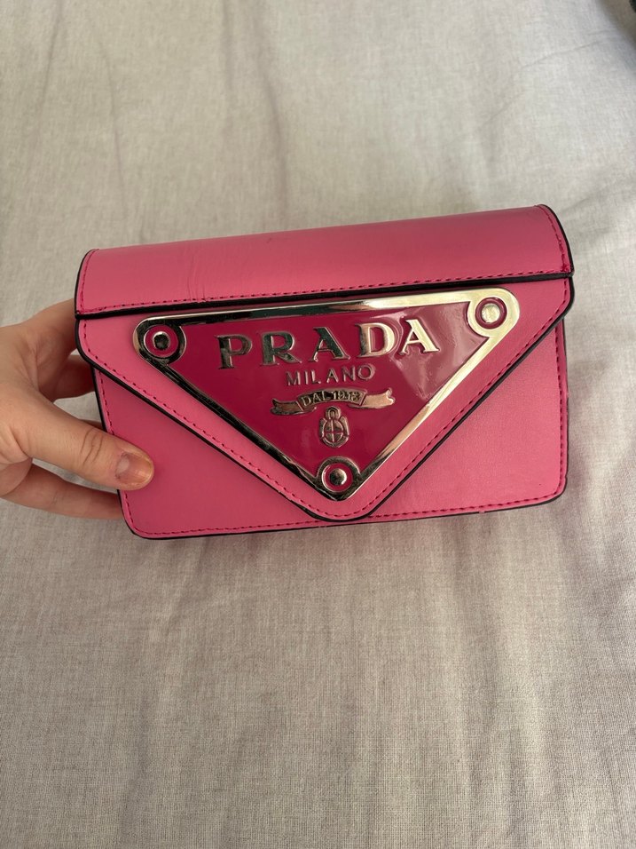 Prada Zincir Detaylı Pembe Deri Çanta - Görsel 4