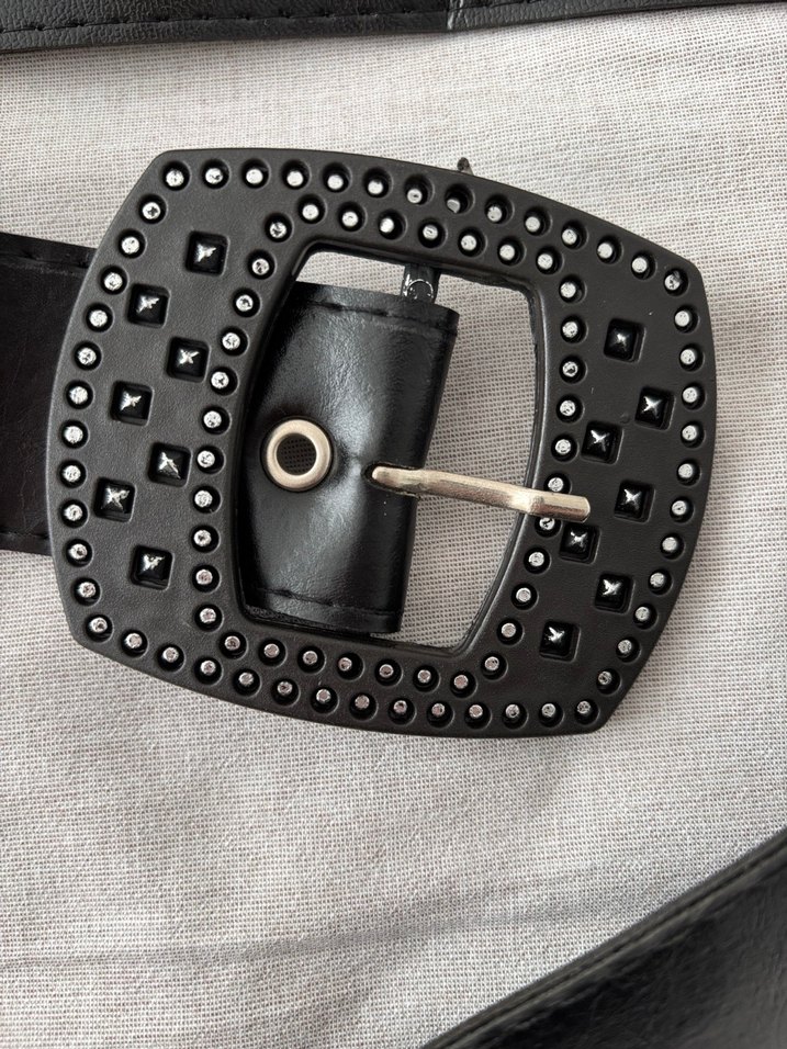 Y2k vintage Siyah Tokalı Gotik Kemer - Görsel 2