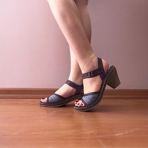 Consuelo Ortopedik Hakiki Deri Mor Retro Topuklu Sandalet
