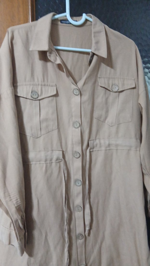 Bej Uzun Kollu Düğmeli Kadın Keten Gömlek - Görsel 3