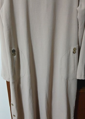 Düğmeli Bej Uzun Kadın Tunik - Görsel 4