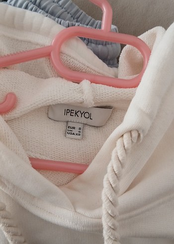 Kadın Beyaz Triko Kollu Sweatshirt - Görsel 3