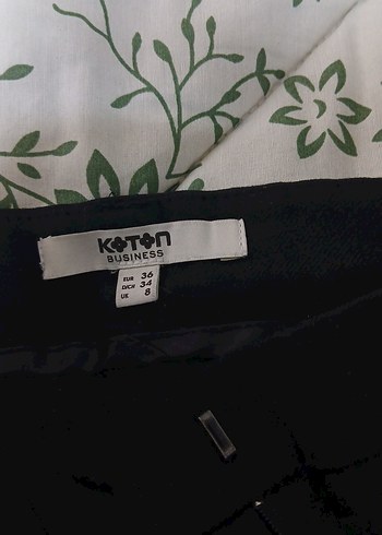 Siyah Pilili Rahat Kesim Kadın Kumaş Pantolon - Görsel 2