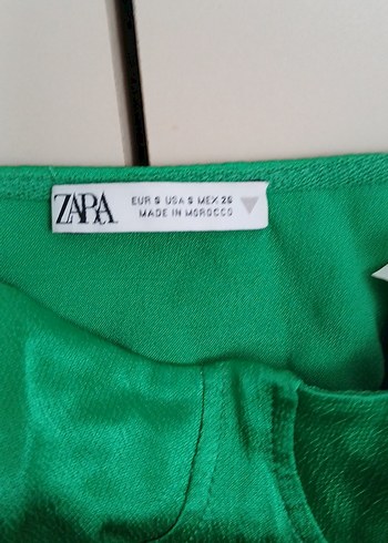 Zara Yeşil Saten Mini Büstiyer