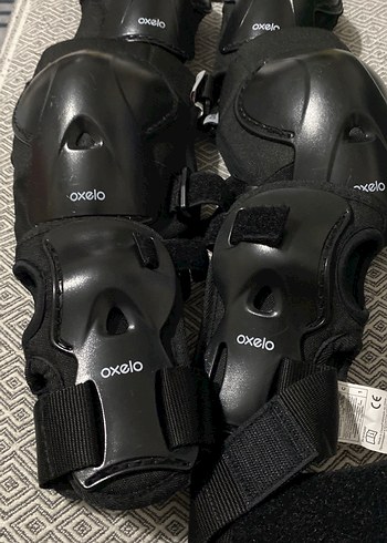 Oxelo Bantlı Siyah bisiklet dirseklik bileklik Diz Koruyucu kask - Görsel 2