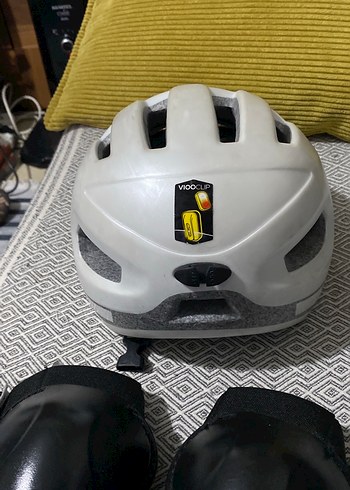 Oxelo Bantlı Siyah bisiklet dirseklik bileklik Diz Koruyucu kask - Görsel 5