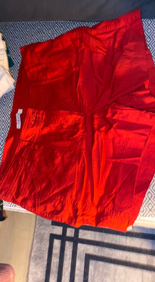 Kırmızı Mini Kemerli Şort - Görsel 3
