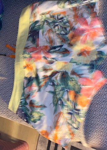 Çiçek Desenli kafın deniz Şortu - Görsel 4