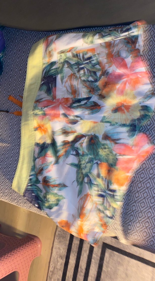 Çiçek Desenli kafın deniz Şortu - Görsel 4