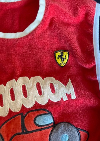 Renkli Baskılı Kırmızı Bebek Önlüğü - Görsel 2