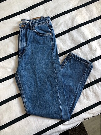 Mom Jeans
