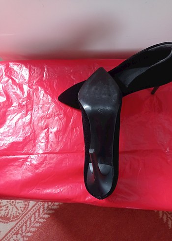 40 Beden Siyah Rugan Kadın Stiletto Topuklu Ayakkabı