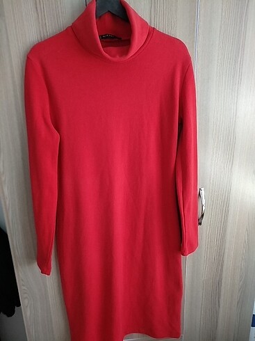 Kırmızı triko elbise 