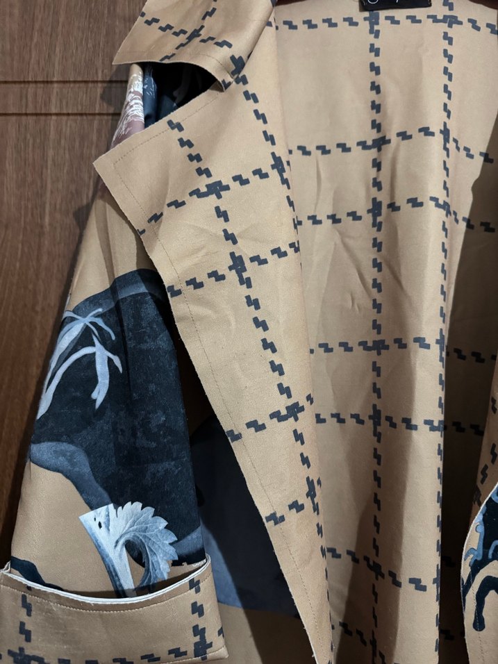 Kadın Bej Baskılı Uzun Trençkot - Görsel 3