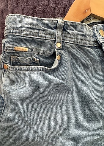 LCW Mavi Düğmeli Geniş Kesim Kadın Kot Pantolon - Görsel 4