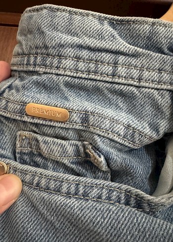 LCW Mavi Düğmeli Geniş Kesim Kadın Kot Pantolon - Görsel 3