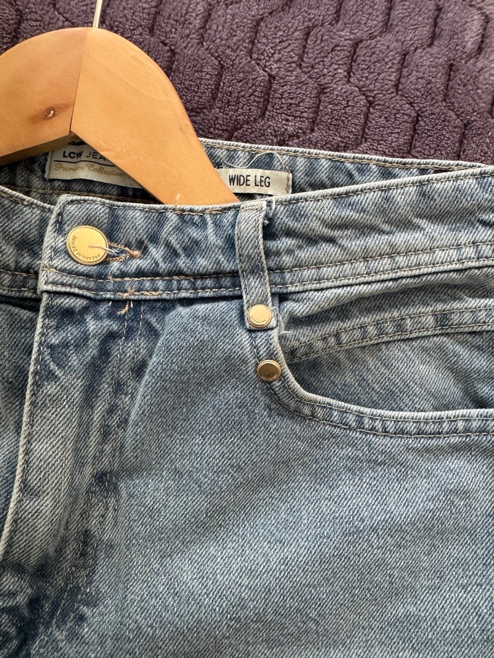 LCW Mavi Düğmeli Geniş Kesim Kadın Kot Pantolon - Görsel 2