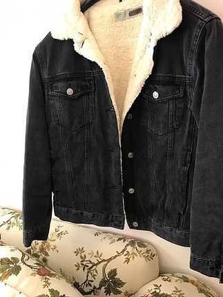 Diğer Rengi bu sekilde soluk efektli ve oversize 