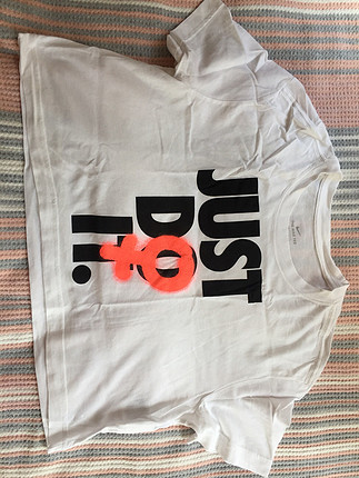 Nike crop