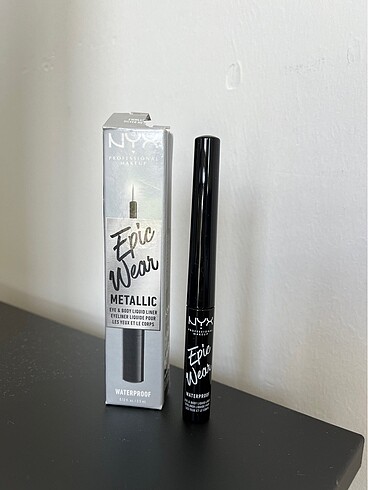 NYX Nyx Metallic Eyeliner