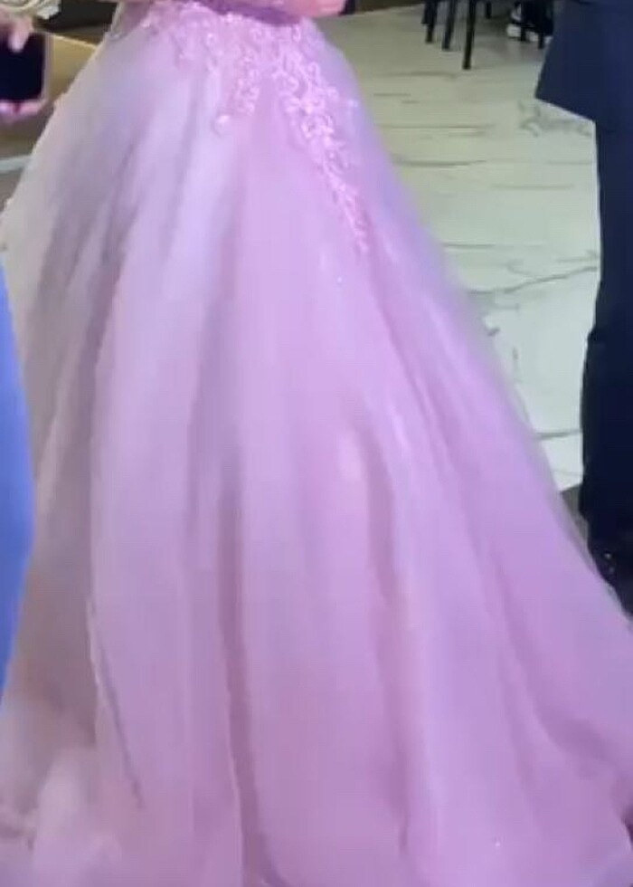 Pembe Nişanlık - Görsel 3