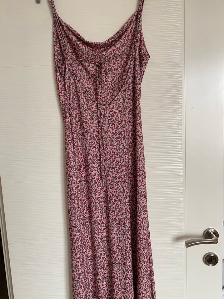 Pembe çiçek Desenli Uzun Drapeli Elbise - Görsel 3