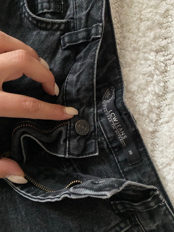 Gri Mini Kadın Denim Şort - Görsel 2