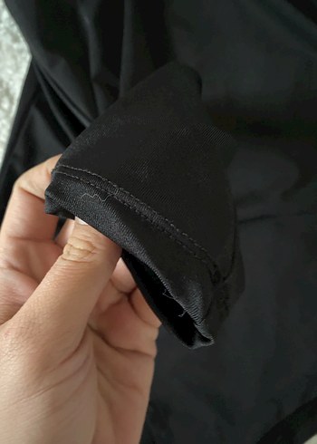 Kadın Siyah Drapeli Asimetrik Bluz - Görsel 3