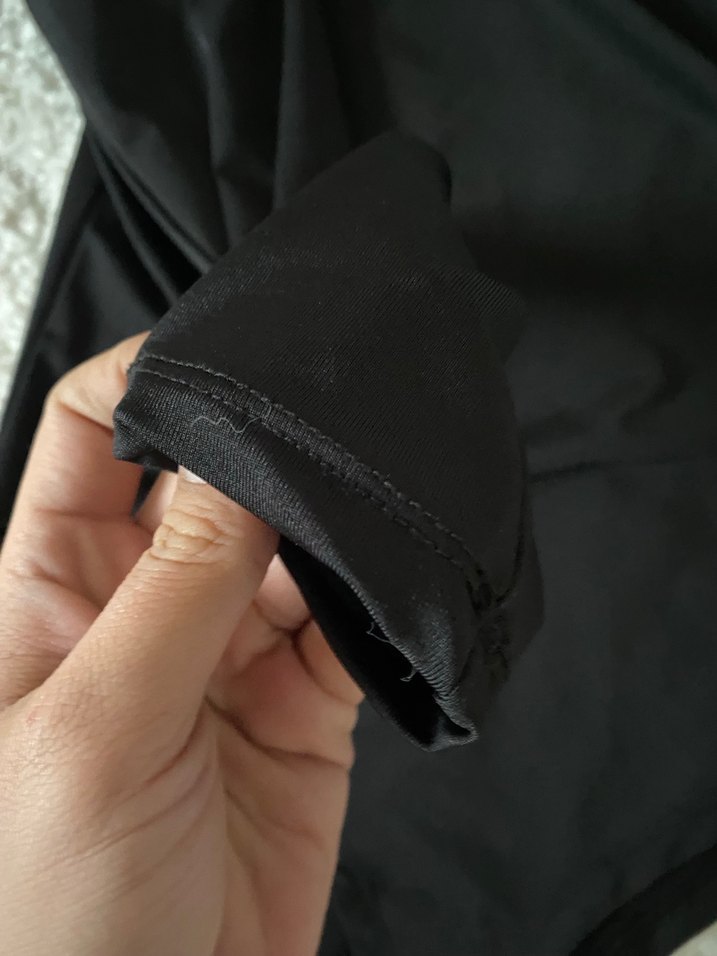 Kadın Siyah Drapeli Asimetrik Bluz - Görsel 3