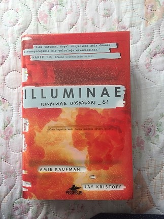 ILLUMINAE KİTAP