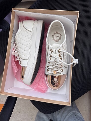 Diğer sneakers